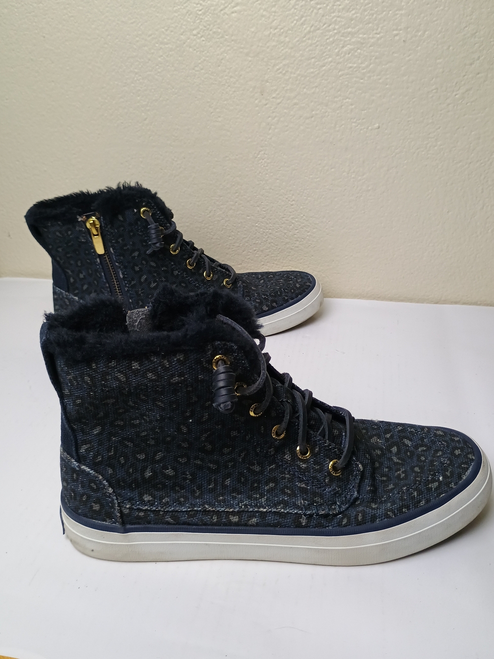 Sperry Top-Sider Crest 8.5M Blue Gold Leopard-Print Faux Fur High-Top Sneakers - Picture 2 of 14